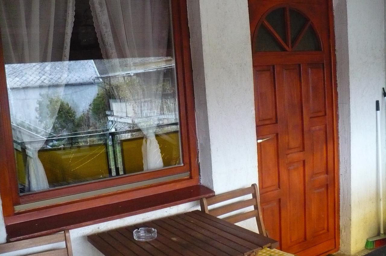 Appartement Kitty Apartman à Miskolc Extérieur photo